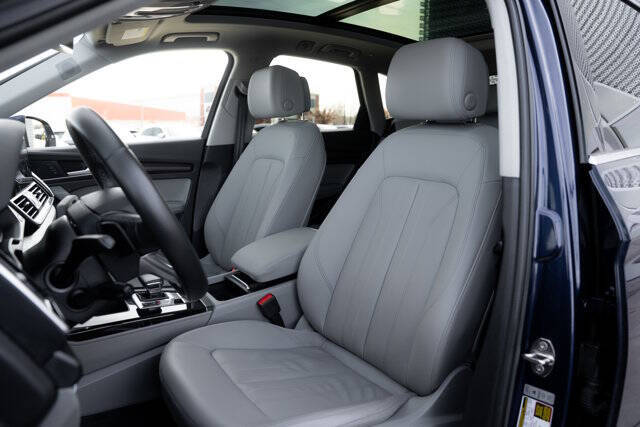 2022 Audi Q5 quattro S line Prem Plus 45 TFSI