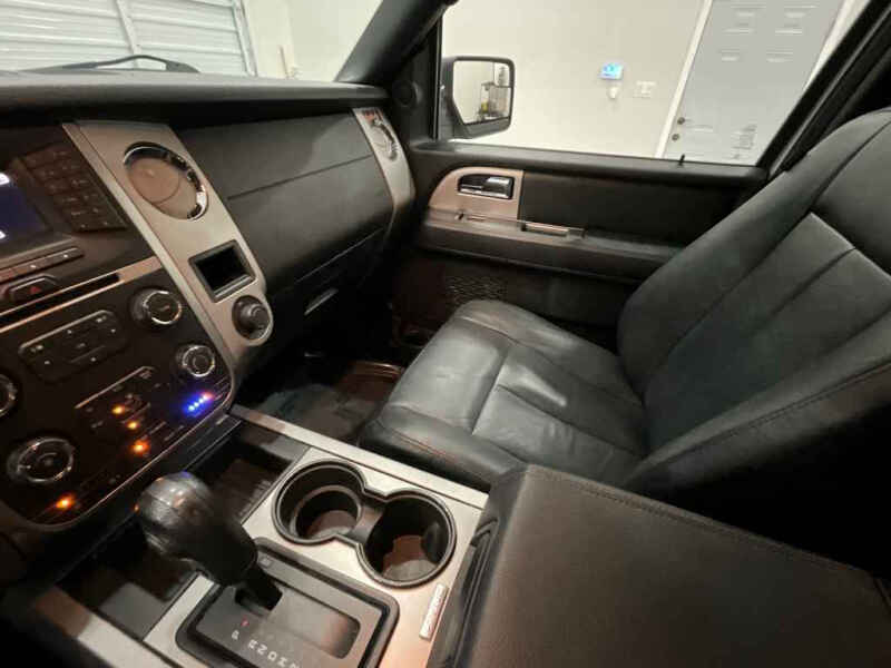 2017 Ford Expedition XLT