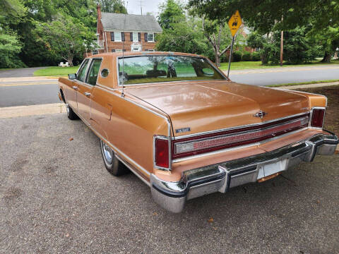 1977 Lincoln Town Car