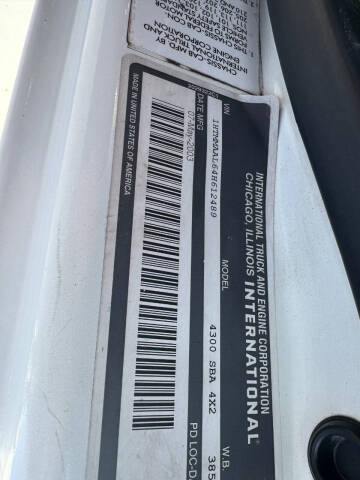 2004 International 4300