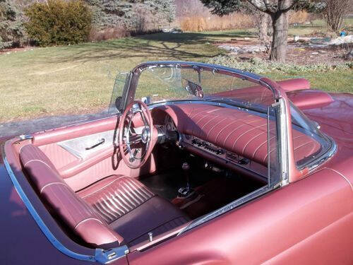 1957 Ford Thunderbird
