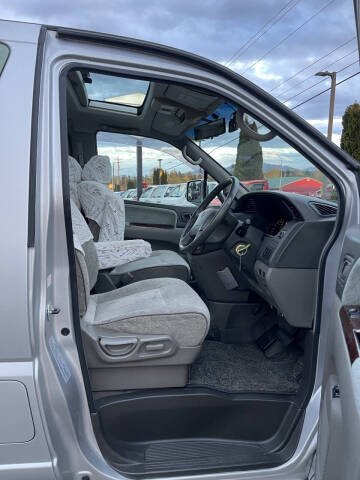 2000 Nissan Elgrand
