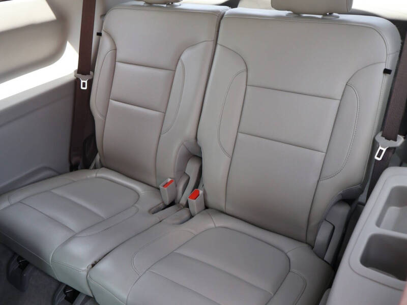 2017 GMC Acadia SLT-1