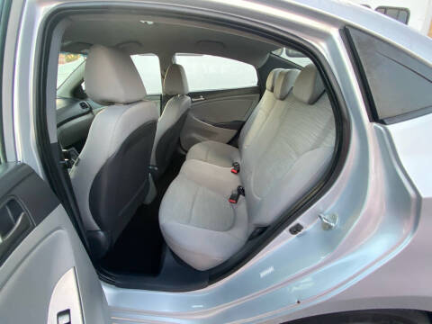 2017 Hyundai Accent SE