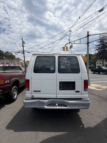2002 Ford E-Series E-250