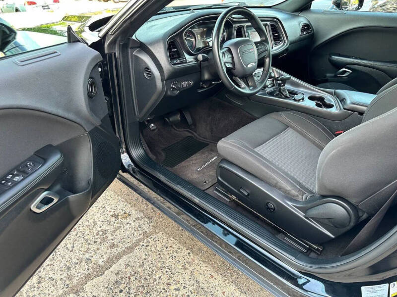 2017 Dodge Challenger