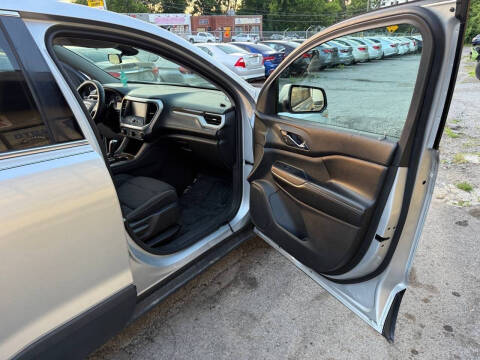 2017 GMC Acadia SLE-1