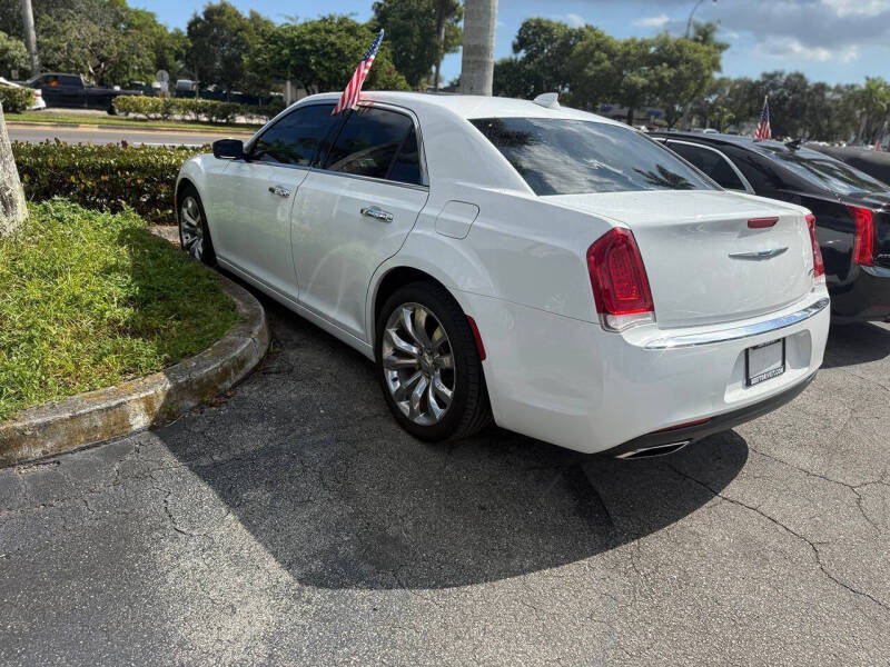 2020 Chrysler 300 Limited