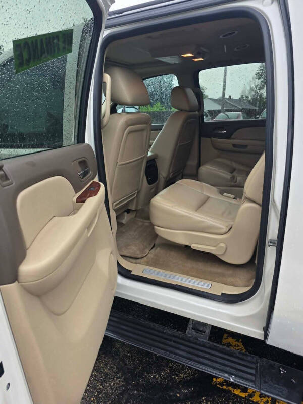 2012 Chevrolet Suburban LTZ