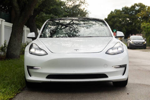 2022 Tesla Model 3 Long Range