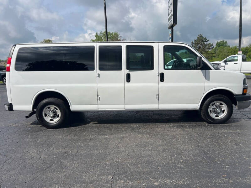 2016 Chevrolet Express LT 3500