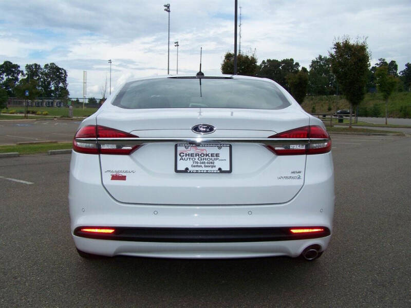 2018 Ford Fusion Hybrid SE