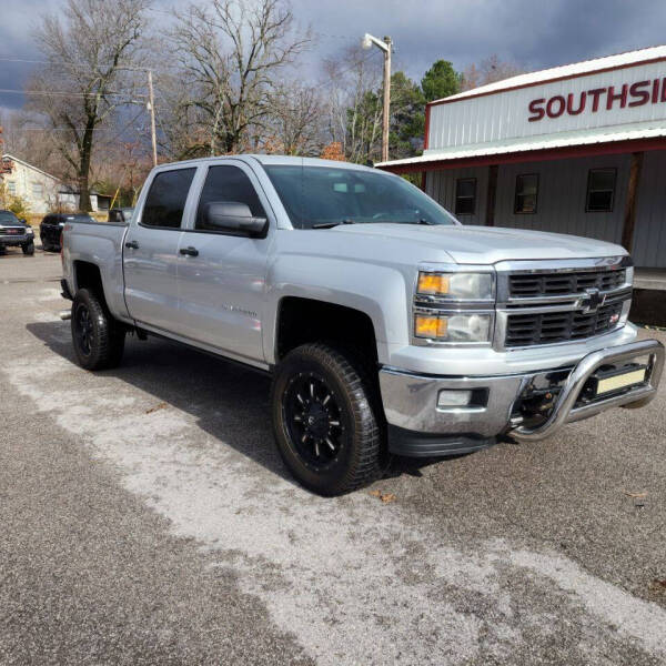 2014 Chevrolet Silverado 1500 LT photo 3