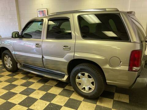 2002 Cadillac Escalade for sale at Thomas Anthony Auto Sales LLC DBA Manis Motor Sale in Bridgeport CT