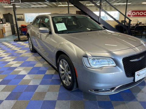 2017 Chrysler 300 Limited