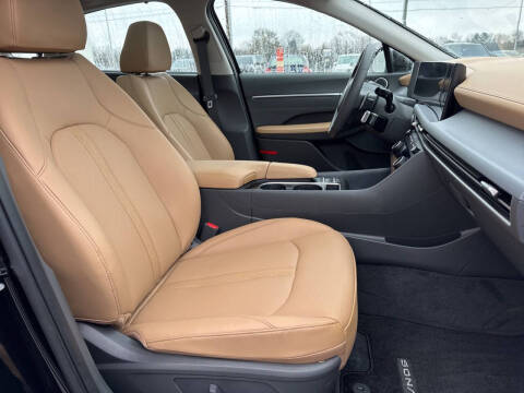 2025 Hyundai Sonata Hybrid Limited