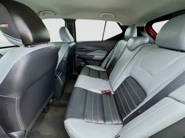 2022 Nissan Kicks SR