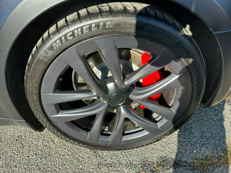 2025 Tesla Model S Plaid