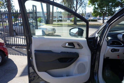 2021 Chrysler Pacifica Touring L