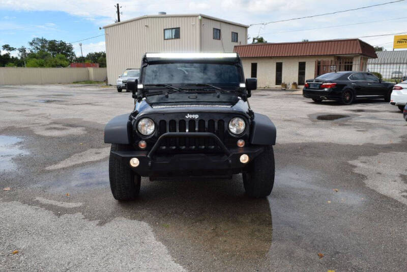 2015 Jeep Wrangler Unlimited Sport photo 9