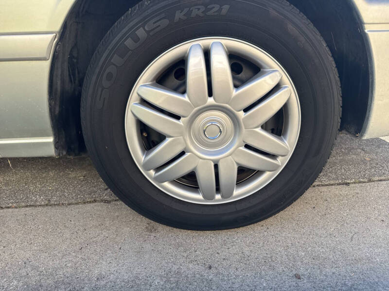 2000 Toyota Camry LE