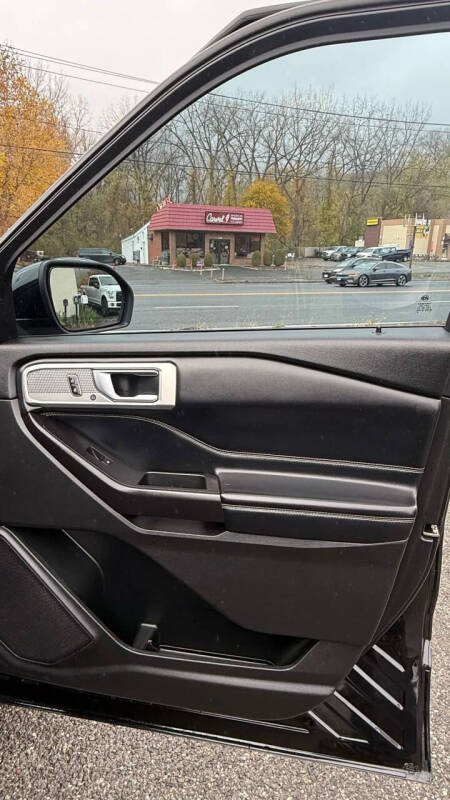 2020 Ford Explorer ST