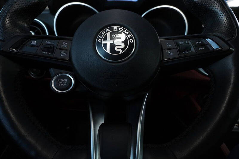 2021 Alfa Romeo Stelvio Sprint