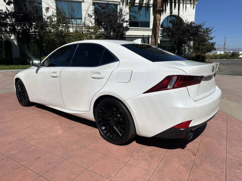 2016 Lexus IS 200t