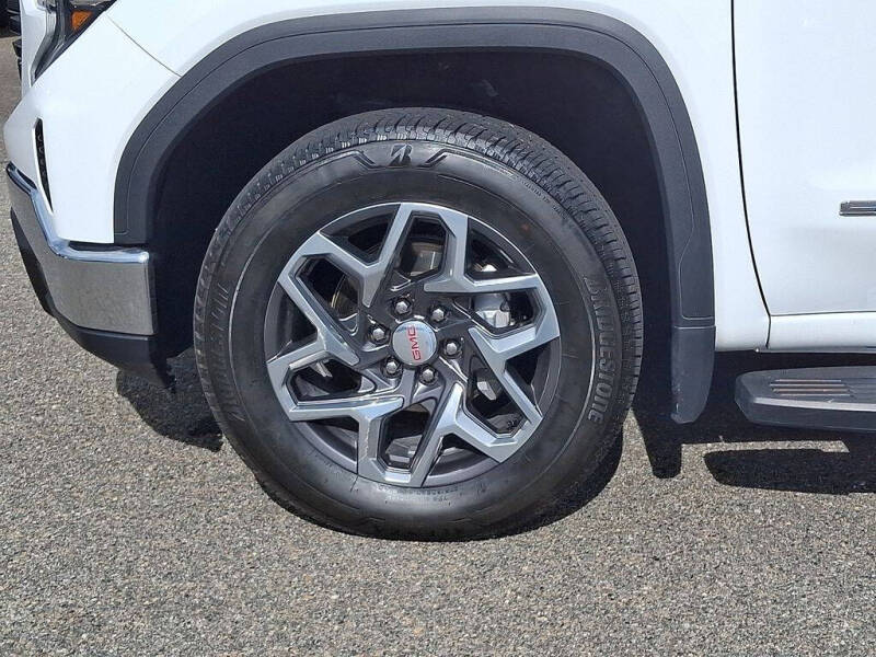 2024 GMC Sierra 1500