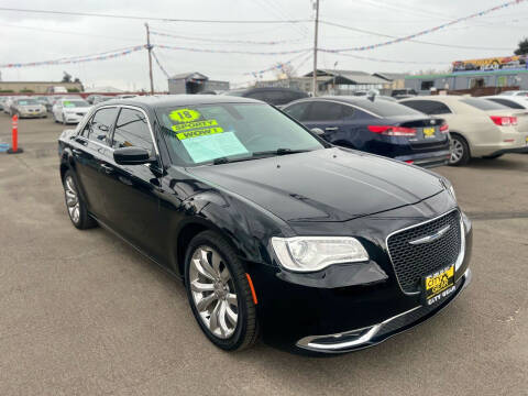 2018 Chrysler 300 Touring