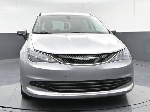 2017 Chrysler Pacifica LX