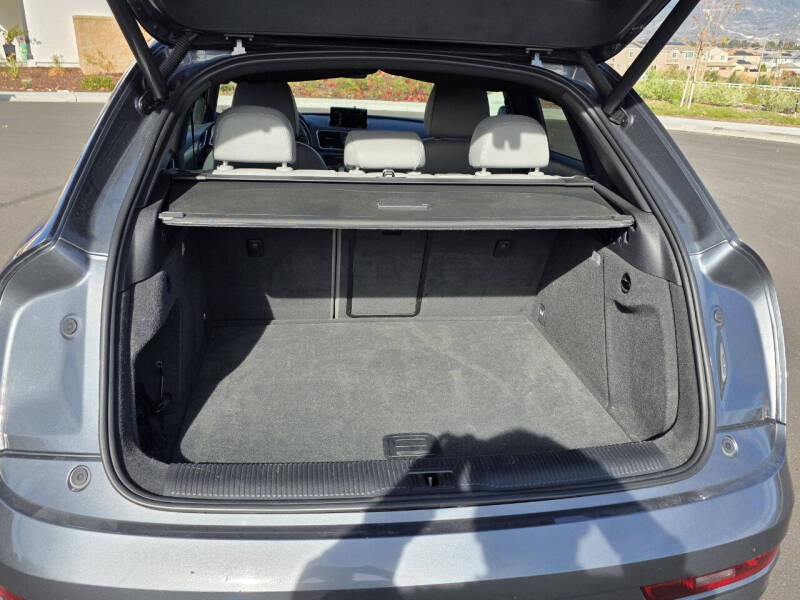 2016 Audi Q3 2.0T quattro Premium Plus