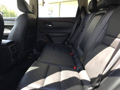 2022 Nissan Rogue SL