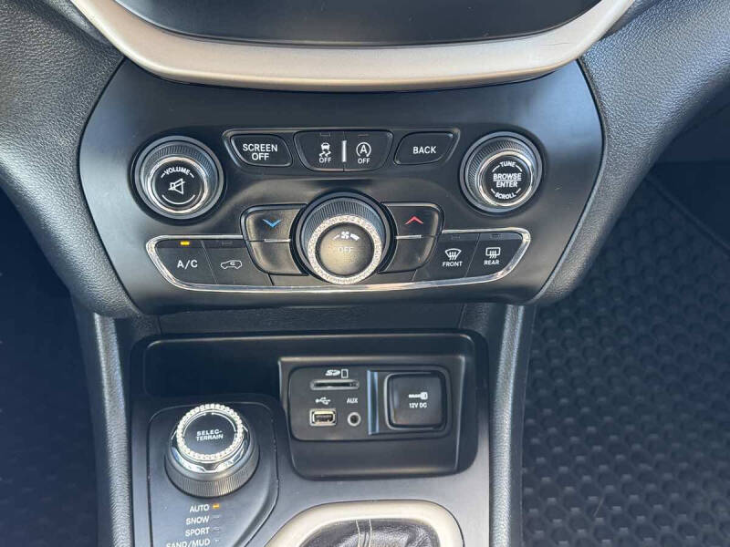 2017 Jeep Cherokee
