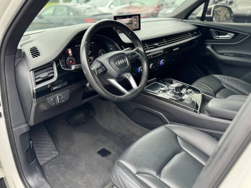 2017 Audi Q7 2.0T quattro Premium Plus
