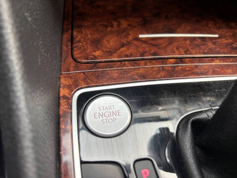 2012 Volkswagen Passat TDI SEL Premium