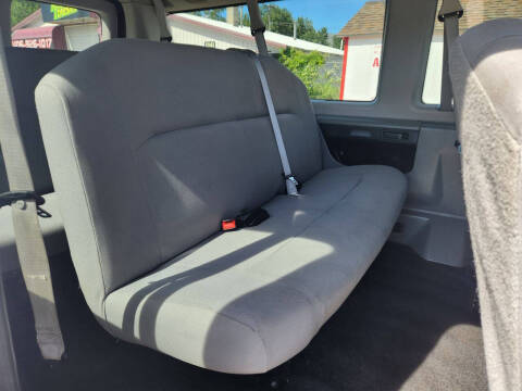 2010 Ford E-Series E-350 SD XL