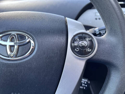 2013 Toyota Prius Three