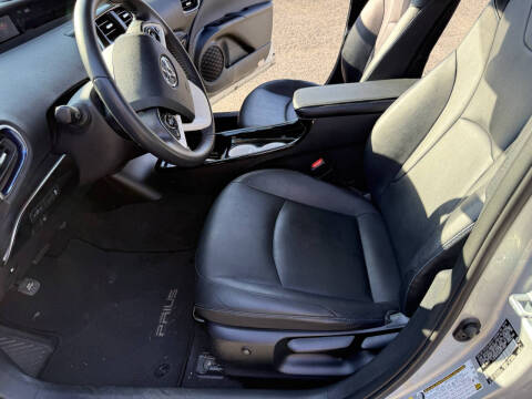 2016 Toyota Prius Three Touring