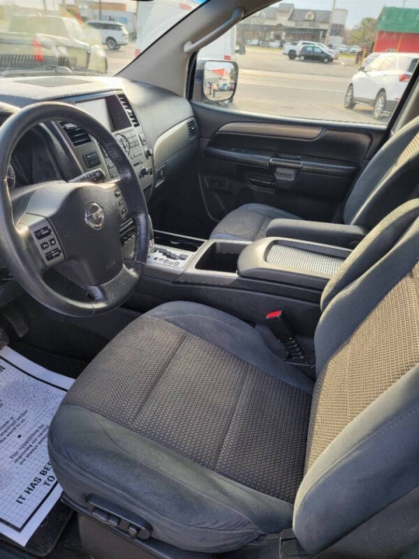 2012 Nissan Armada SV