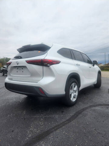 2022 Toyota Highlander L