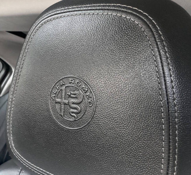 2019 Alfa Romeo Giulia Ti