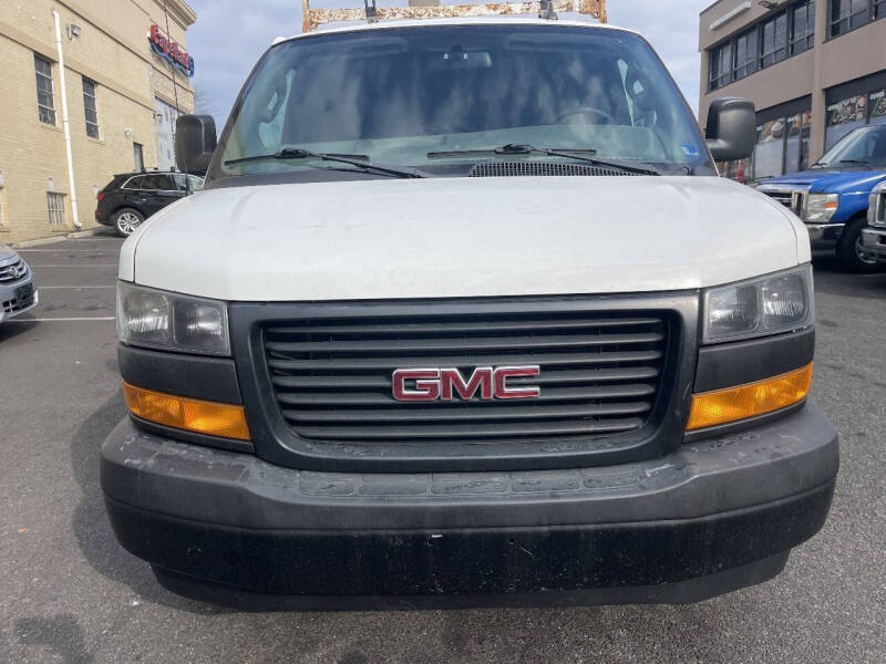 2018 GMC Savana 2500