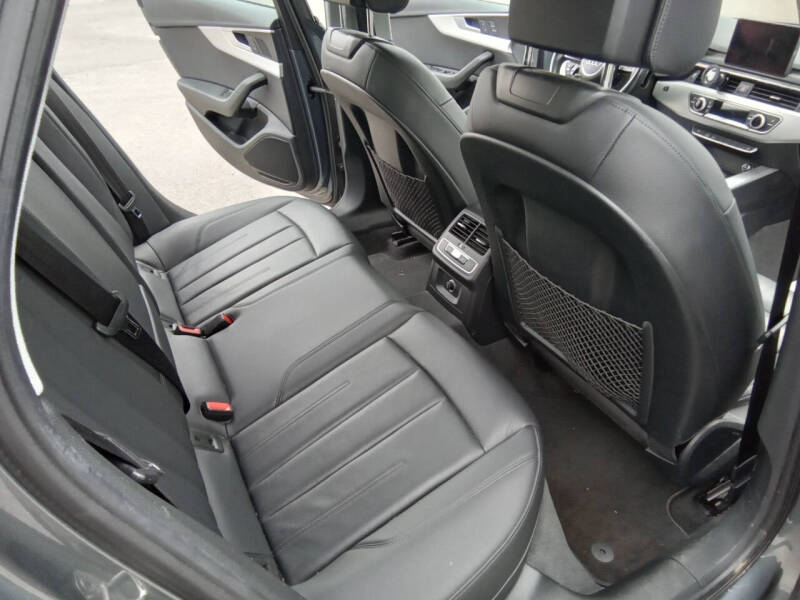 2017 Audi A4 2.0T quattro Premium