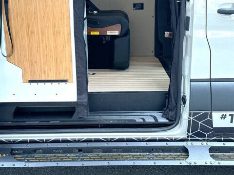 2025 Mercedes-Benz Sprinter
