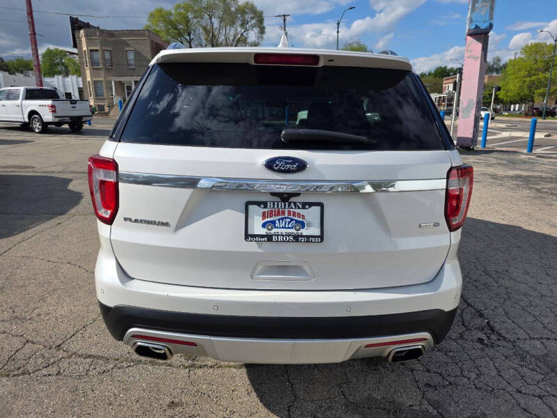2017 Ford Explorer Platinum