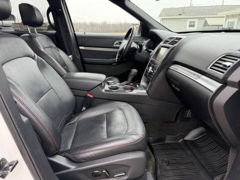 2017 Ford Explorer Sport