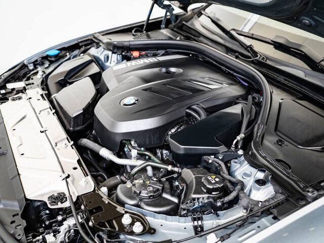 2025 BMW 3 Series 330i xDrive