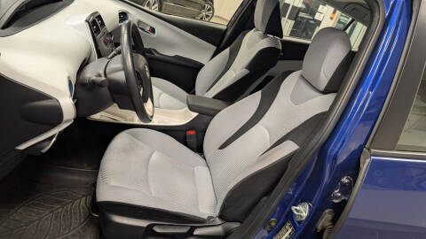 2016 Toyota Prius Two Eco