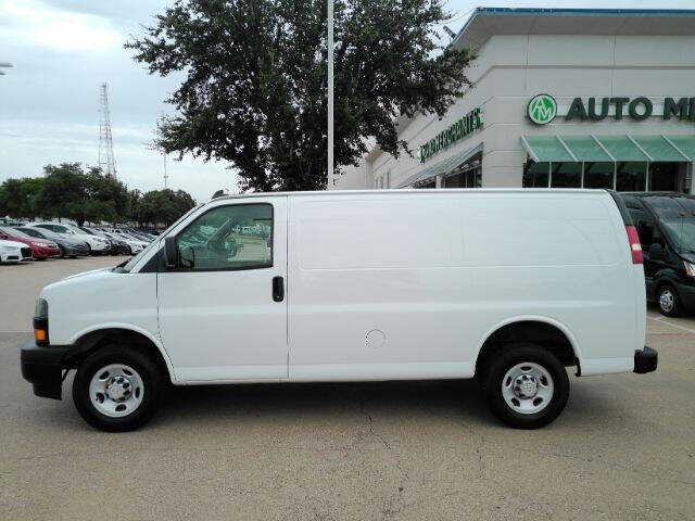 2020 Chevrolet Express 2500